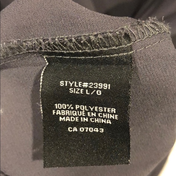 Grey, sleeveless blouse with silver accents - Picture 5 of 7